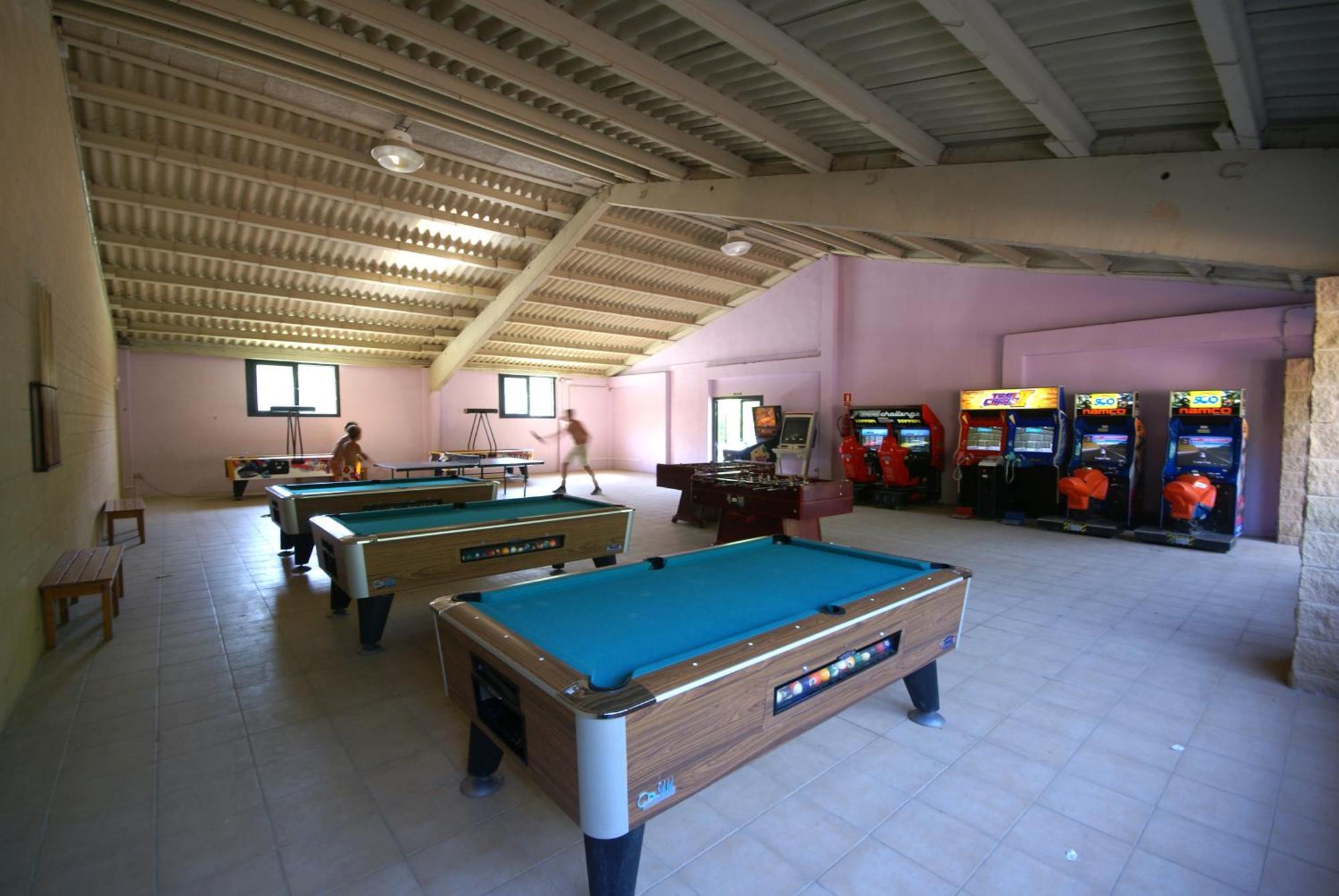 Camping Bassegoda Park Hotel Albanya Exterior foto